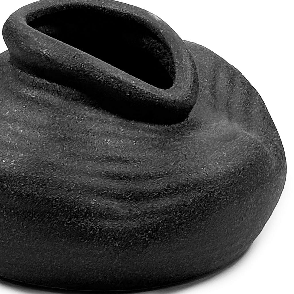 CESE329 BLACK VASES