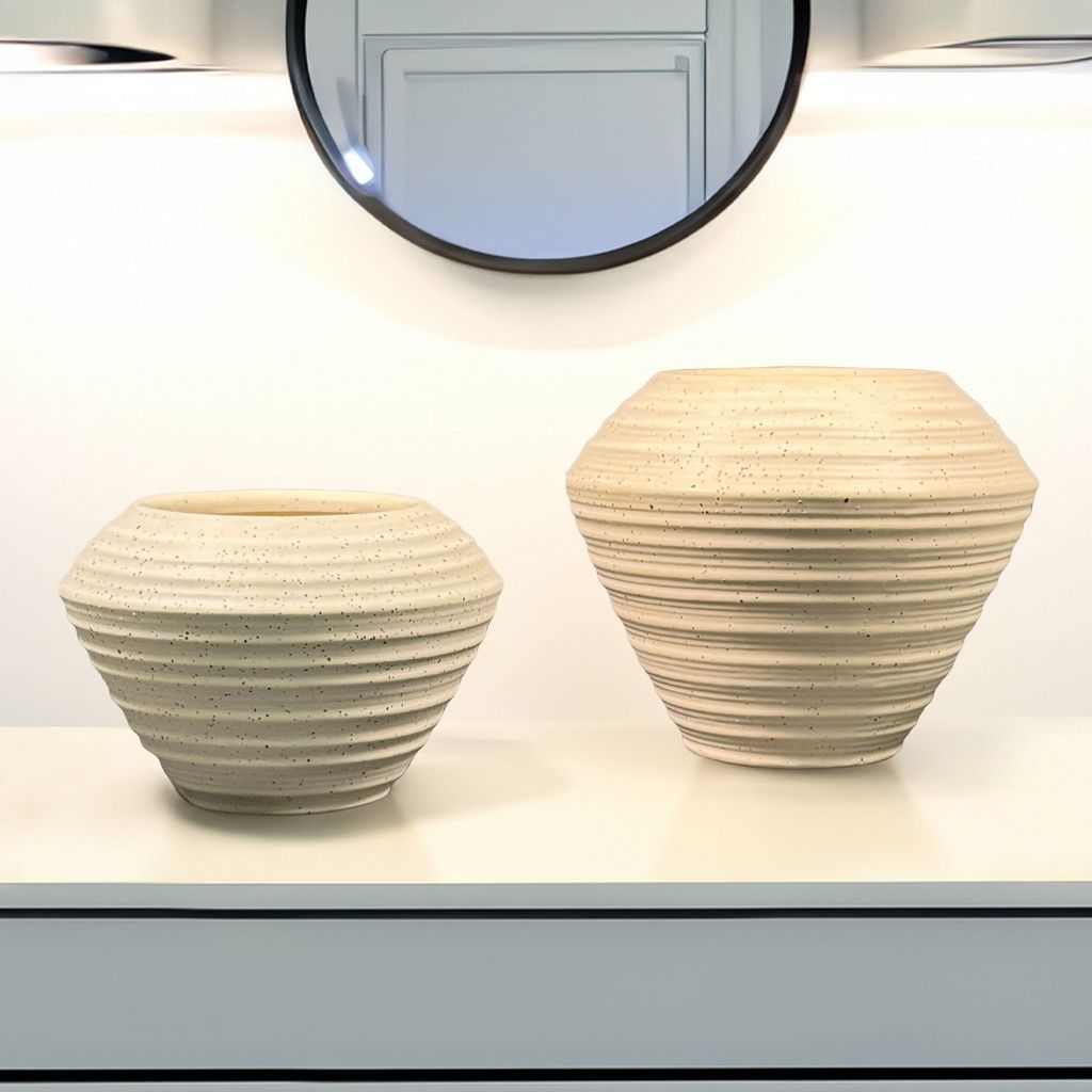 CESE331 BEIGE VASES