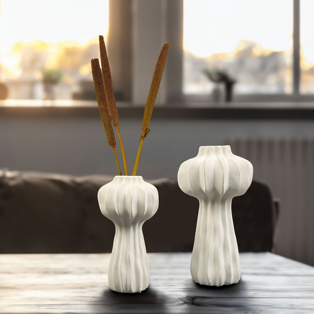 CESE339 WHITE VASES