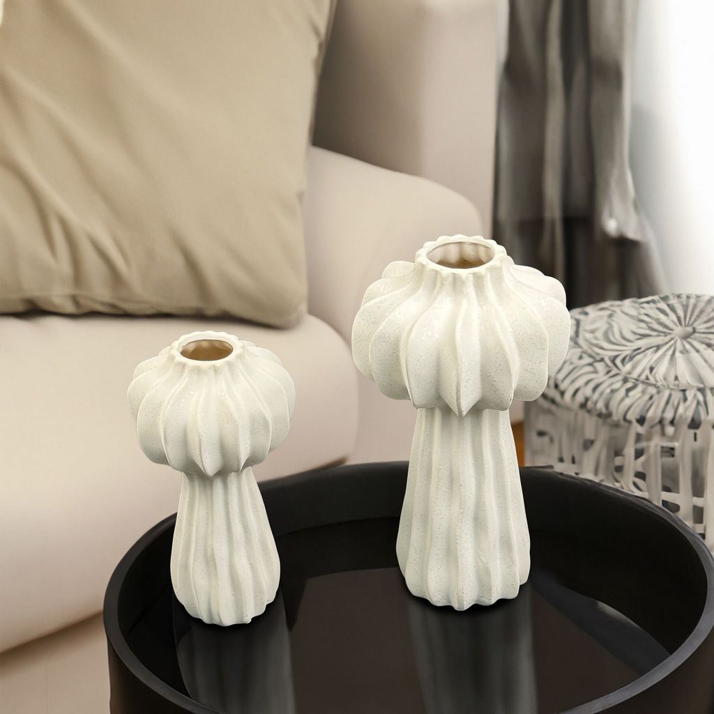 CESE339 WHITE VASES