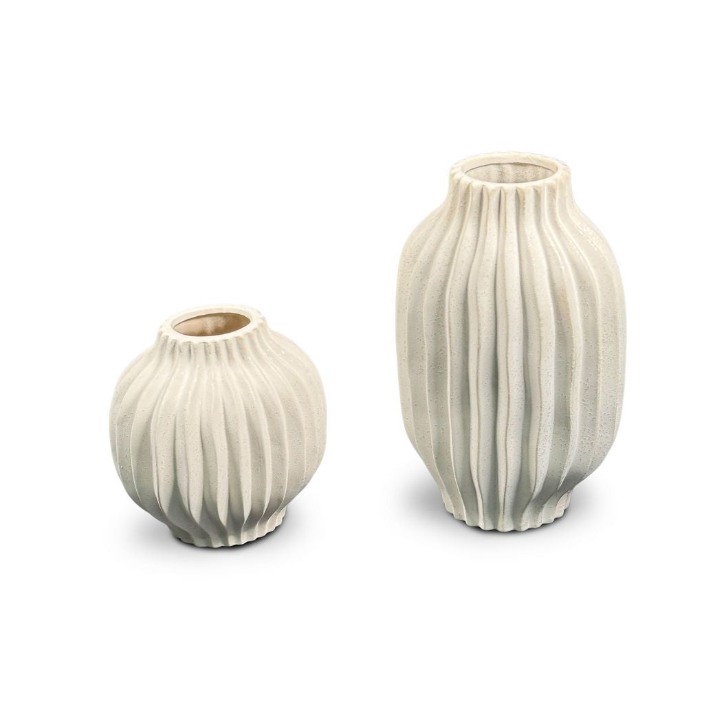 CESE341 WHITE VASES