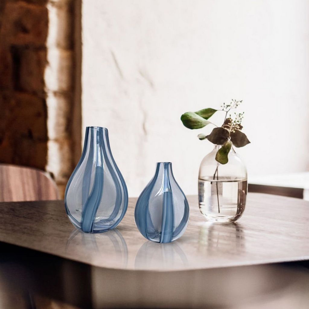 GV384 BLUE VASES