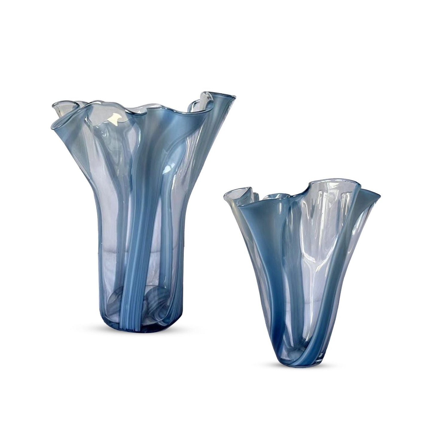 GV386 BLUE VASES