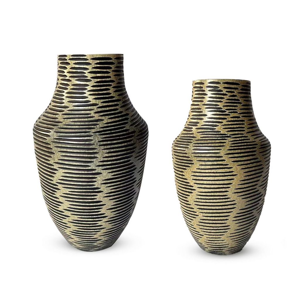 GD390 BLACK GOLD VASES