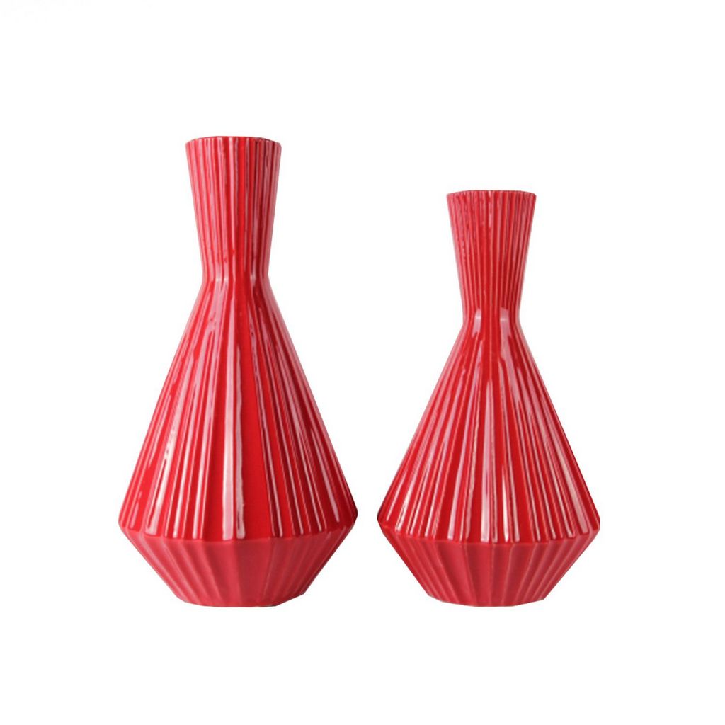 CEVA377 RED VASES