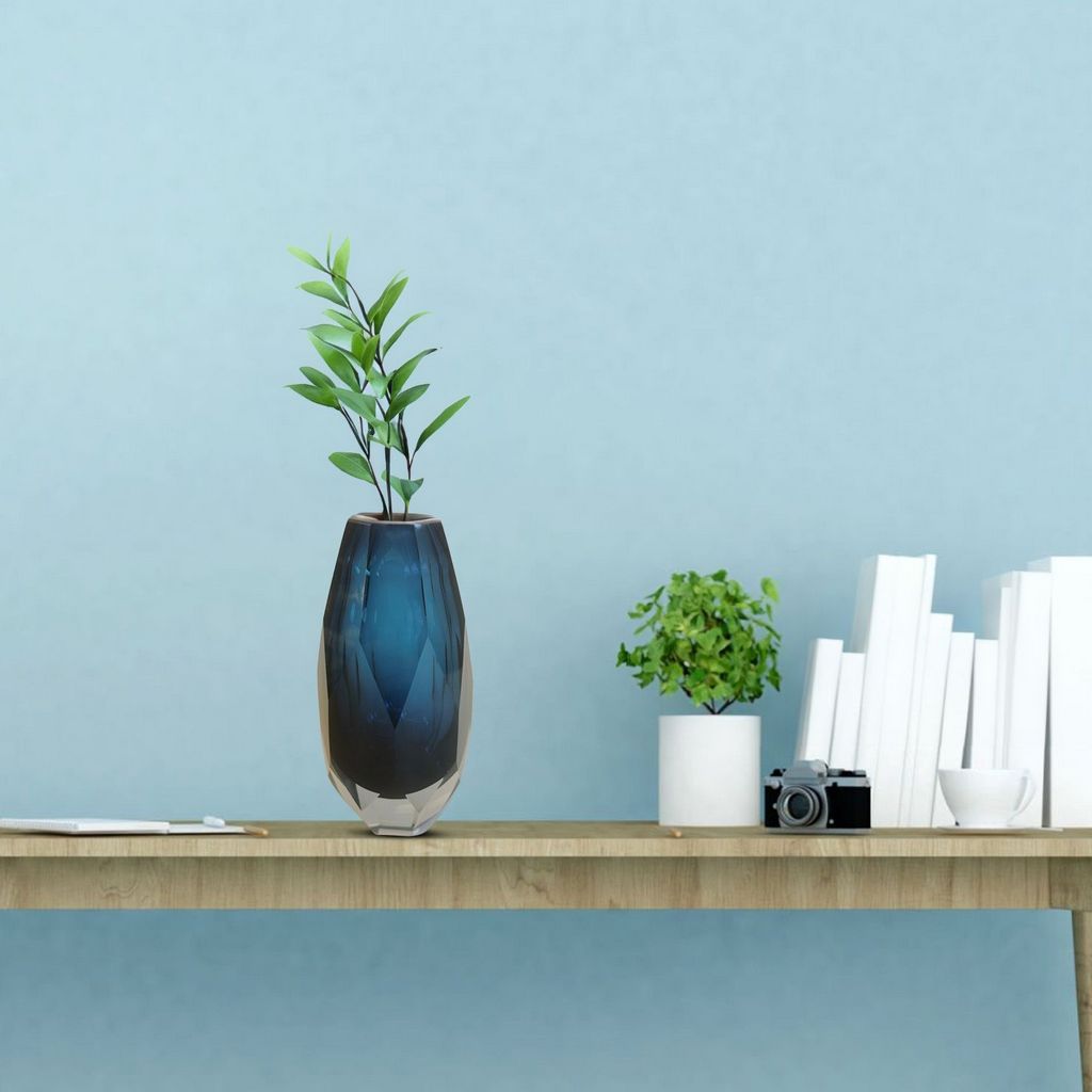 GV400 BLUE VASES