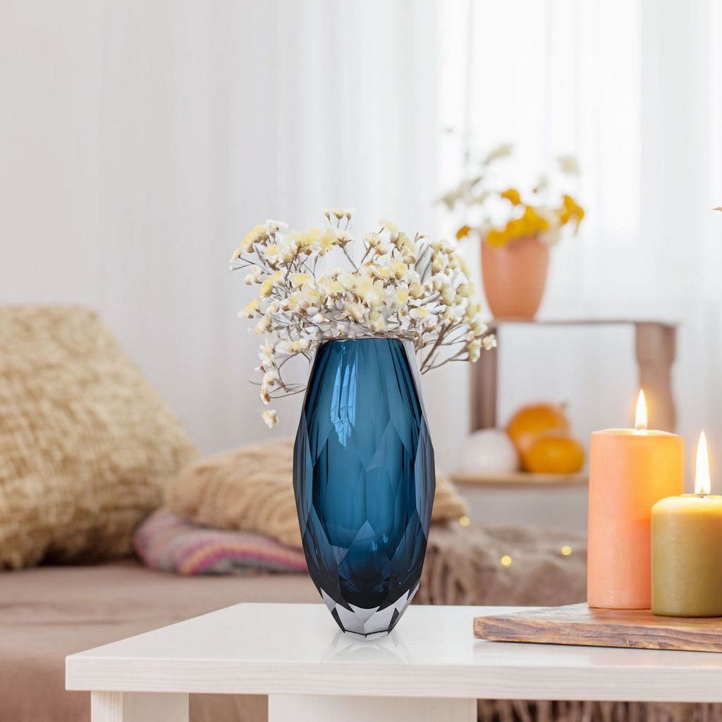 GV401 BLUE VASES