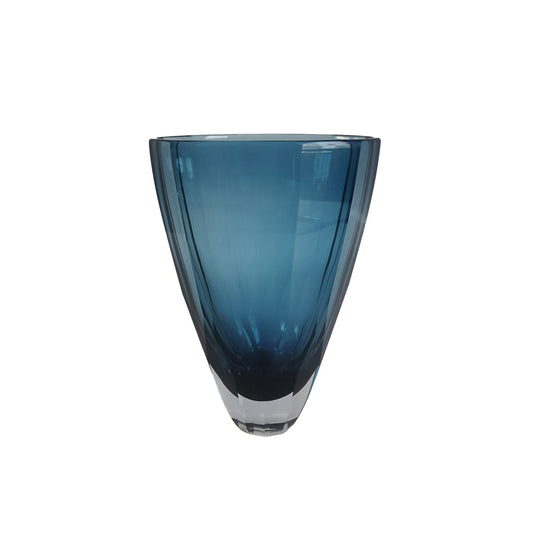 GV410 BLUE VASES