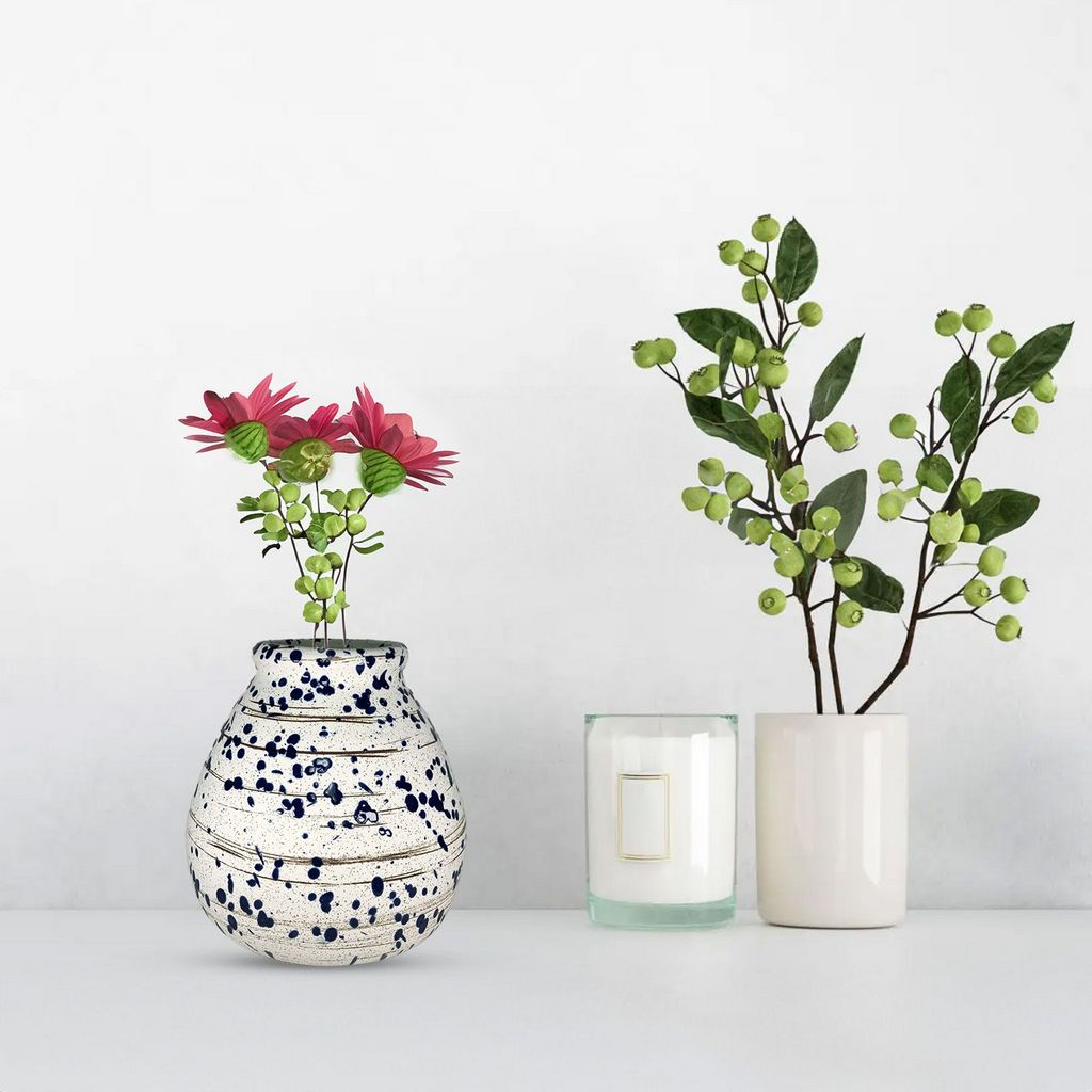 CAVA295 WHITE BLUESPOT VASES